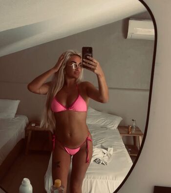 Full leaked Leah rafferty private onlyfans photo