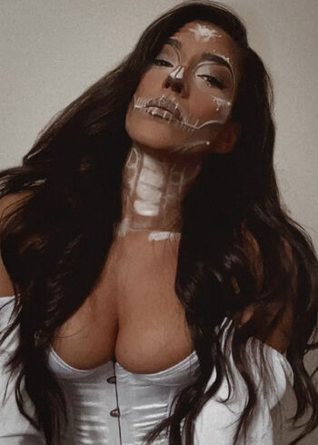 Full leaked Leah shutkever page private onlyfans photo