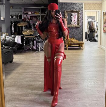 Full leaked Leah shutkever private onlyfans photo