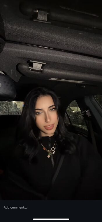 Full leaked Lealdeen private onlyfans photo