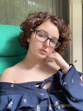 Full leaked Leana lovings  page private onlyfans photo