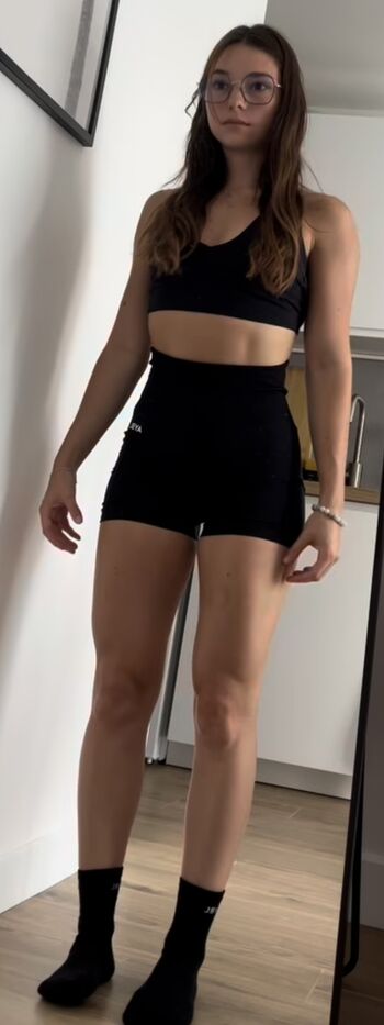 Full leaked Leane dsns private onlyfans photo