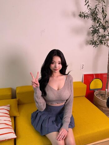 Full leaked Lee yeon woo page private onlyfans photo