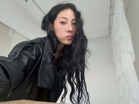 Full leaked Leehee express page private onlyfans photo