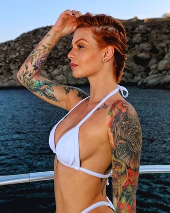 Full leaked Leh linhares private onlyfans photo