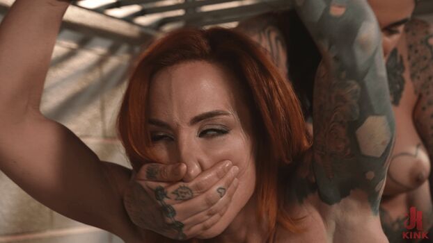 Full leaked Leigh raven page private onlyfans photo