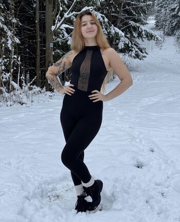 Full leaked Leisy lucy private onlyfans photo