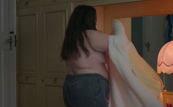 Lena Dunham