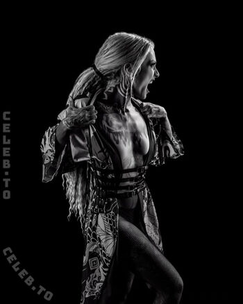 Lena Scissorhands