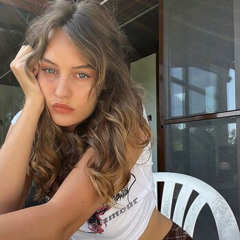Full leaked Lena simonne private onlyfans photo