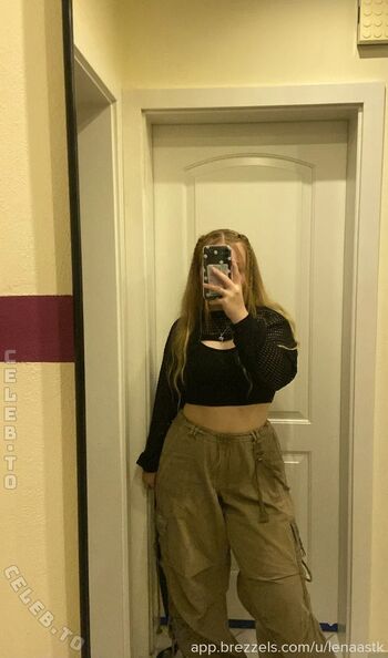 Full leaked Lenaa stk  page private onlyfans photo