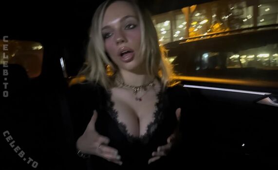 Full leaked Leni bahr page private onlyfans photo