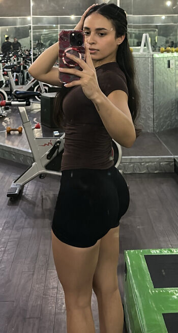Full leaked Lesizzl private onlyfans photo