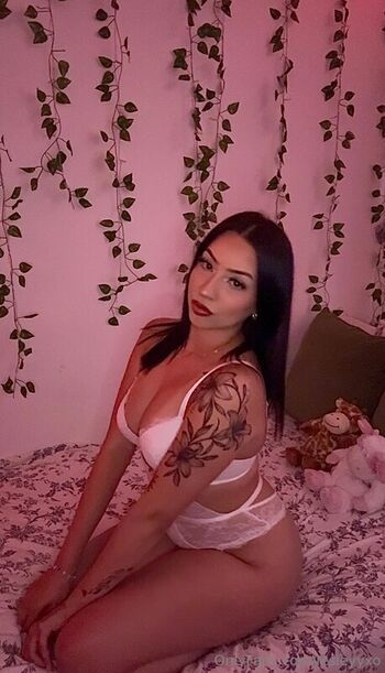 Full leaked Lesleyyxo private onlyfans photo