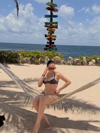 Full leaked Lesli de la torre private onlyfans photo