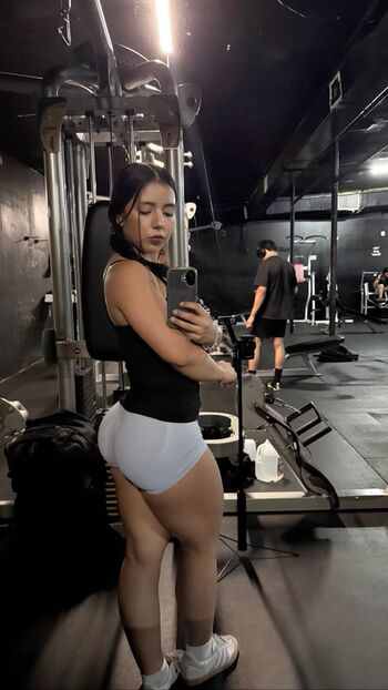Full leaked Lesliemrtinez private onlyfans photo