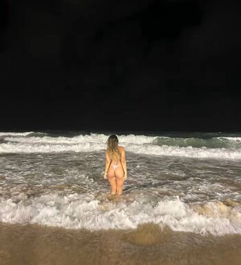 Full leaked Leticialopes private onlyfans photo