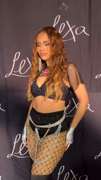 Full leaked Emma lvxx / private onlyfans photo