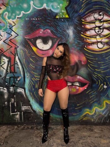 Full leaked Alma romn/ private onlyfans photo