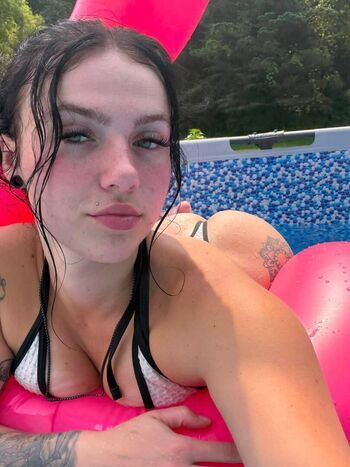 Full leaked Lexi bolt private onlyfans photo
