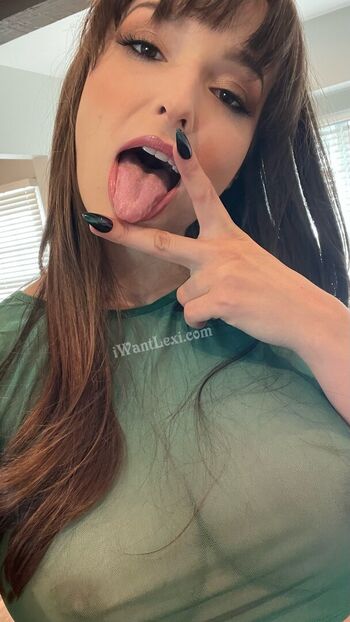 Full leaked Lexi luna page private onlyfans photo