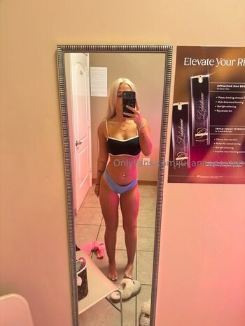 Full leaked Lexii violett private onlyfans photo