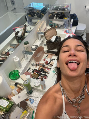 Full leaked Lexy panterra  page private onlyfans photo