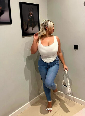 Full leaked Lexy xx private onlyfans photo