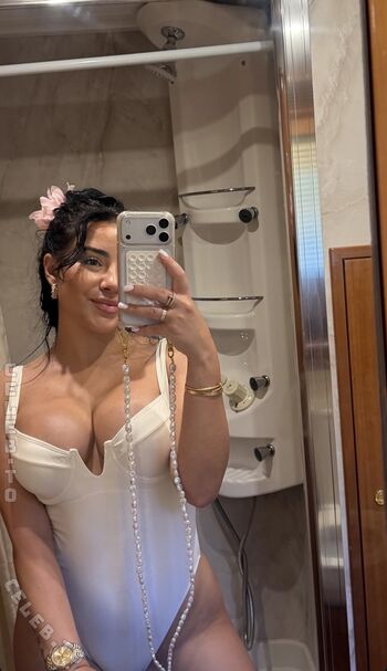 Full leaked Leyla lahouar private onlyfans photo