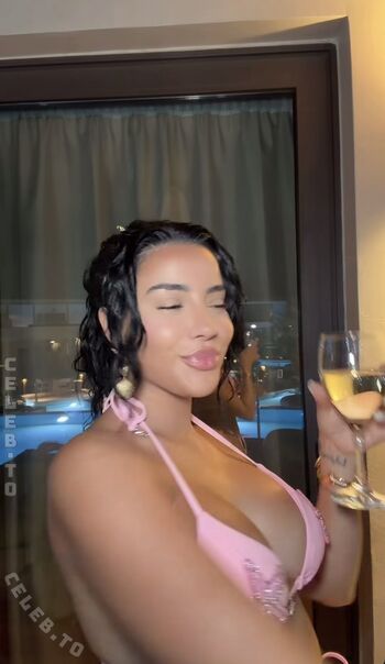 Full leaked Leyla lahouar page private onlyfans photo