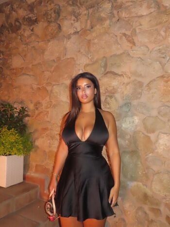 Full leaked Leylarooh private onlyfans photo