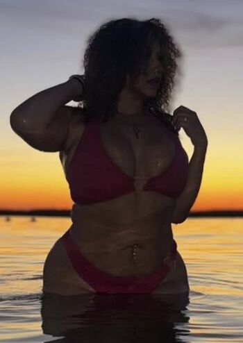 Full leaked Leyna private onlyfans photo