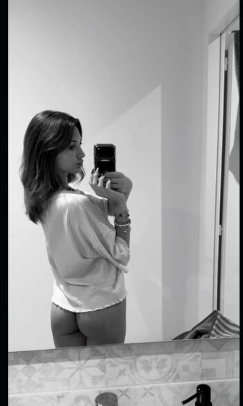 Full leaked Leynavrt private onlyfans photo