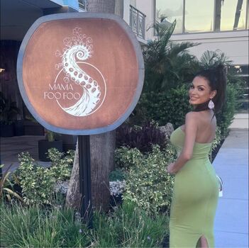 Full leaked Lezza tovar page private onlyfans photo