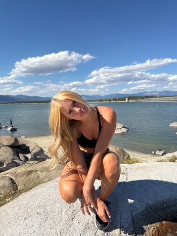 Full leaked Lia sikora private onlyfans photo