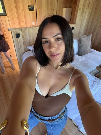 Full leaked Lia toutcourt private onlyfans photo