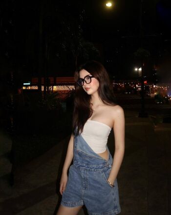 Full leaked Liana mae page private onlyfans photo