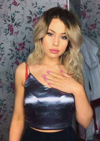 Full leaked Lianajade private onlyfans photo