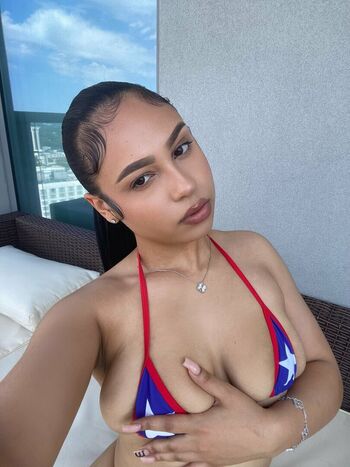 Full leaked Liciagasm private onlyfans photo