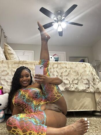 Full leaked Lickprettylaya private onlyfans photo