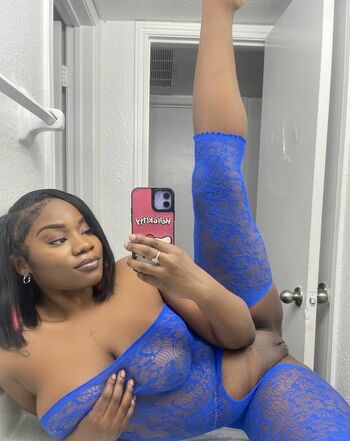 Full leaked Lickprettylaya private onlyfans photo