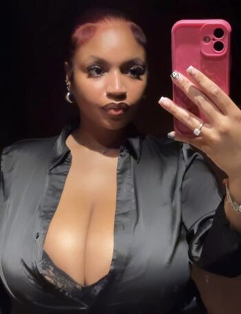 Full leaked Lifeeofjanaeee private onlyfans photo