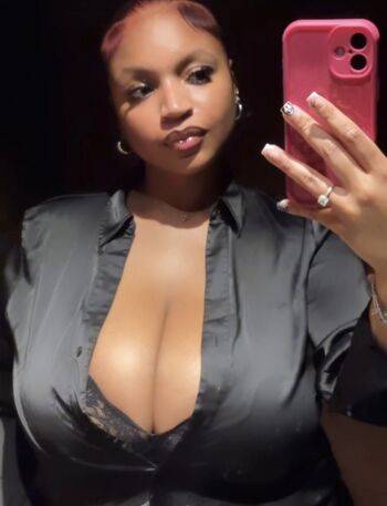 Full leaked Lifeeofjanaeee private onlyfans photo