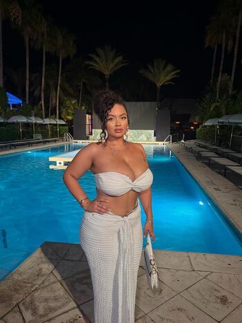 Full leaked Lightskin  page private onlyfans photo