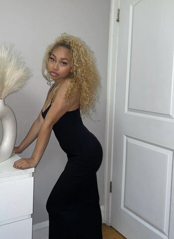 Full leaked Lightskin  page private onlyfans photo