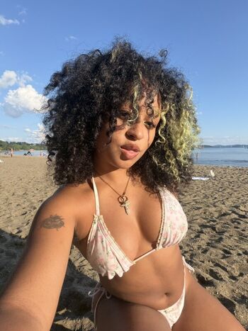 Full leaked Lightskin page private onlyfans photo