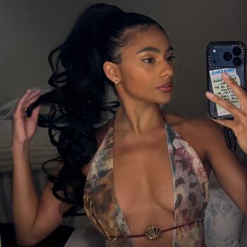 Full leaked Lightskin private onlyfans photo