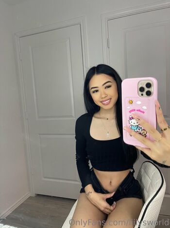Full leaked Liilysworld private onlyfans photo