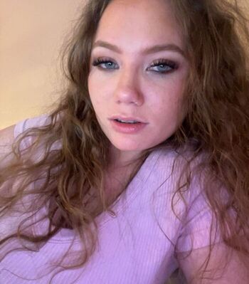 Full leaked Lil haileyyn private onlyfans photo