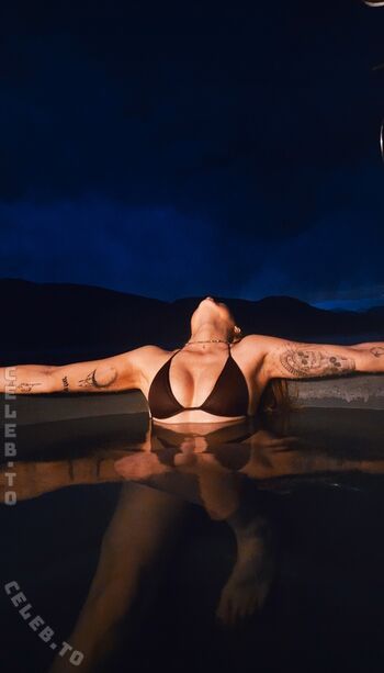 Full leaked Lil hanne page private onlyfans photo